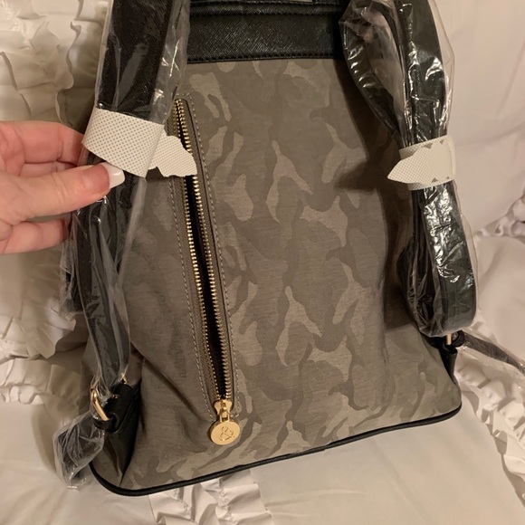 Women’s Backpack - Picture 2 of 8